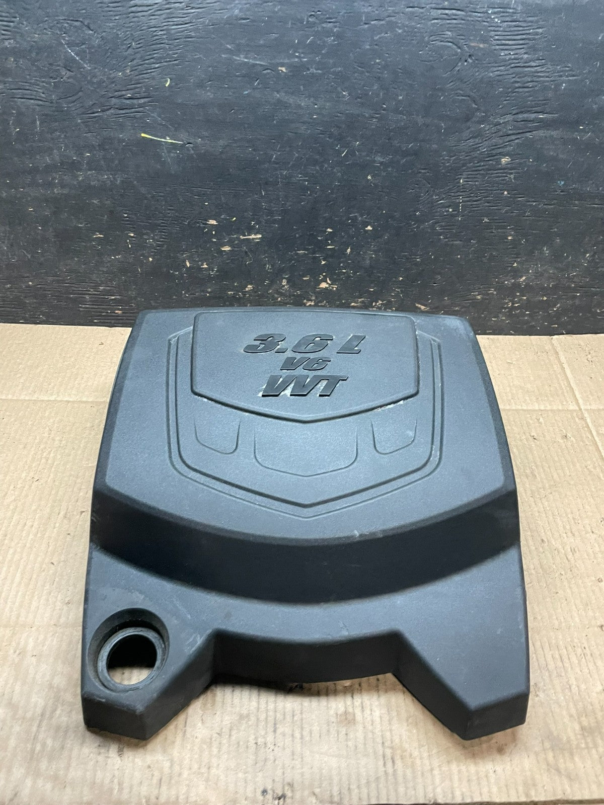 2008 to 2009 Saturn Vue 3.6L Engine Motor Cover T6608 DG0