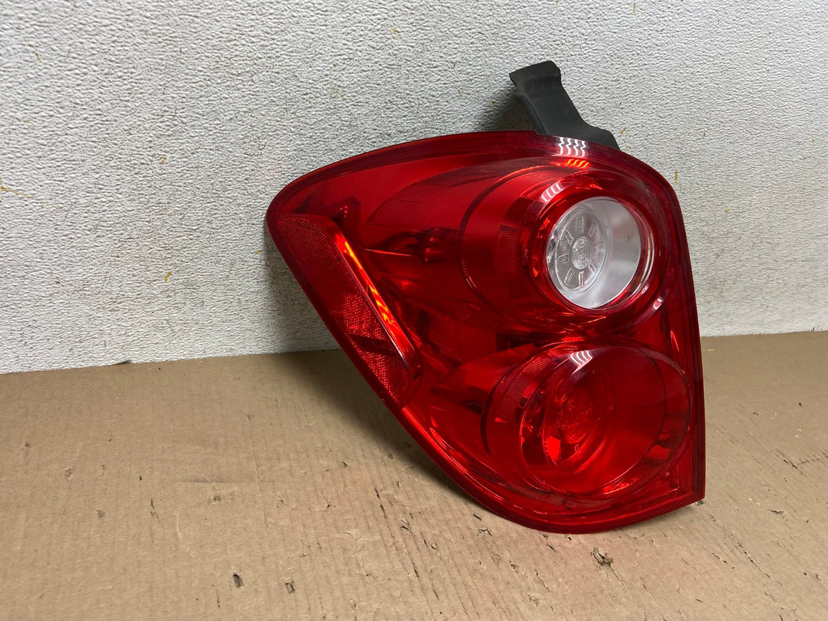 2010 to 2015 Chevrolet Equinox Left Driver Lh Side Tail Light AH5915 LK1