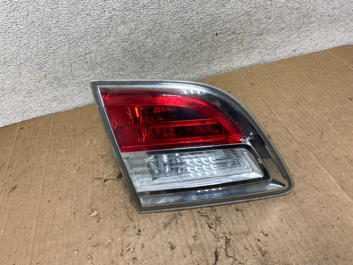 2007 2008 2009 Mazda Cx-9 Left Driver Lh Side Inner Tail Light AI9240 LK0