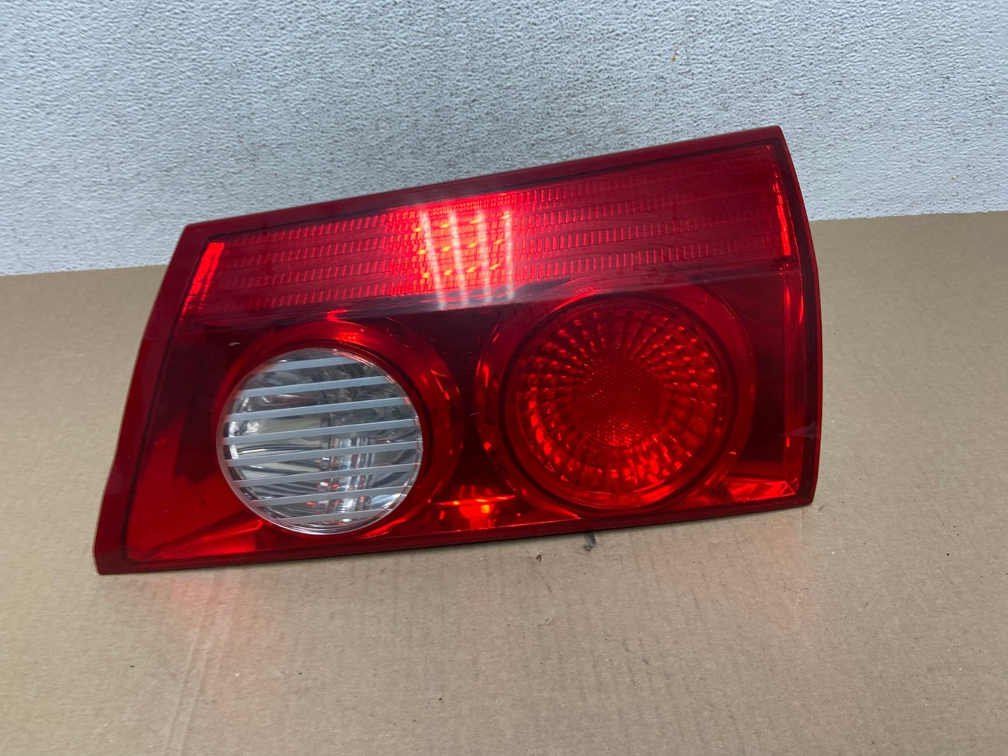 2006 to 2010 Toyota Sienna Right Passenger Rh Inner Tail Light AE6912 LK0