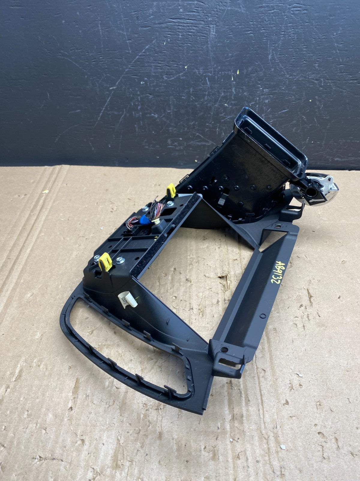 2013 2014 2015 2016 Ford Escape Dash Radio Control Panel Bezel ab9132 DG3