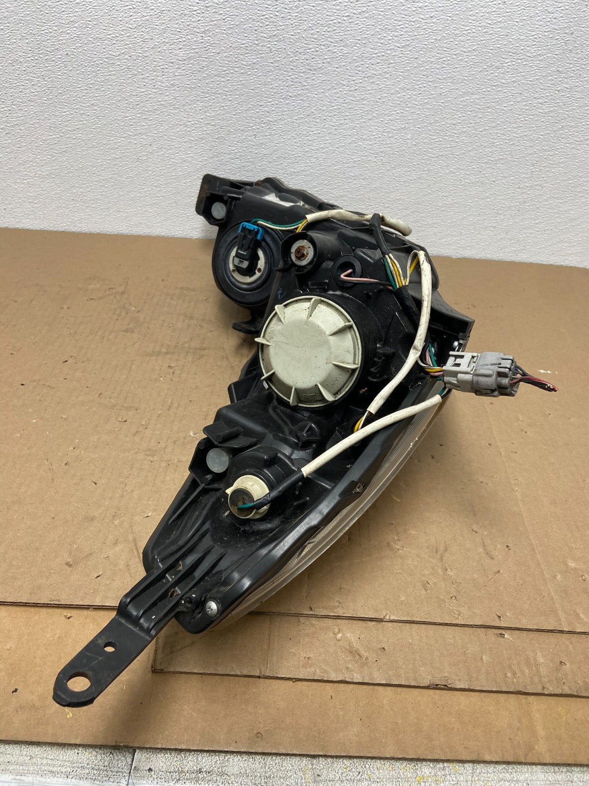 2010 2011 2012 Subaru Legacy Outback Left Driver Halogen Headlight AB6496 DW8