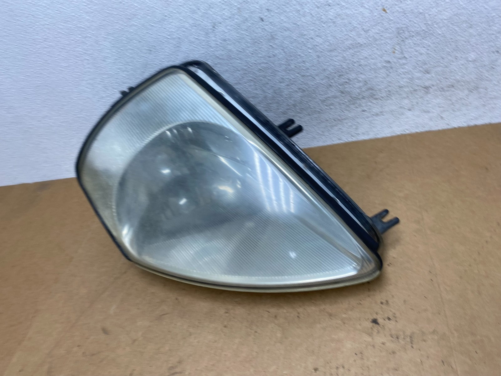 2000 - 2005 Mitsubishi Eclipse Right Passenger RH Side Headlight AE3163 DW1