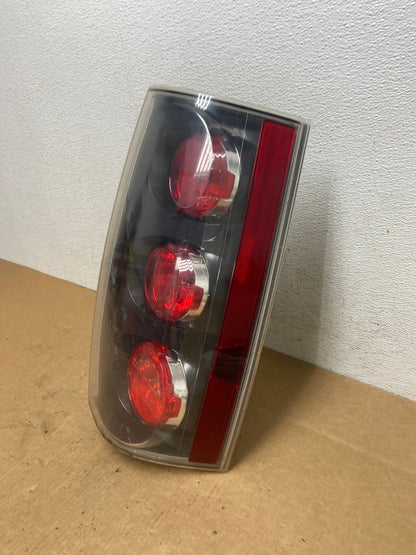 2007-2014 GMC Yukon Denali Right Passenger RH Side Tail Light AD4781 LK1