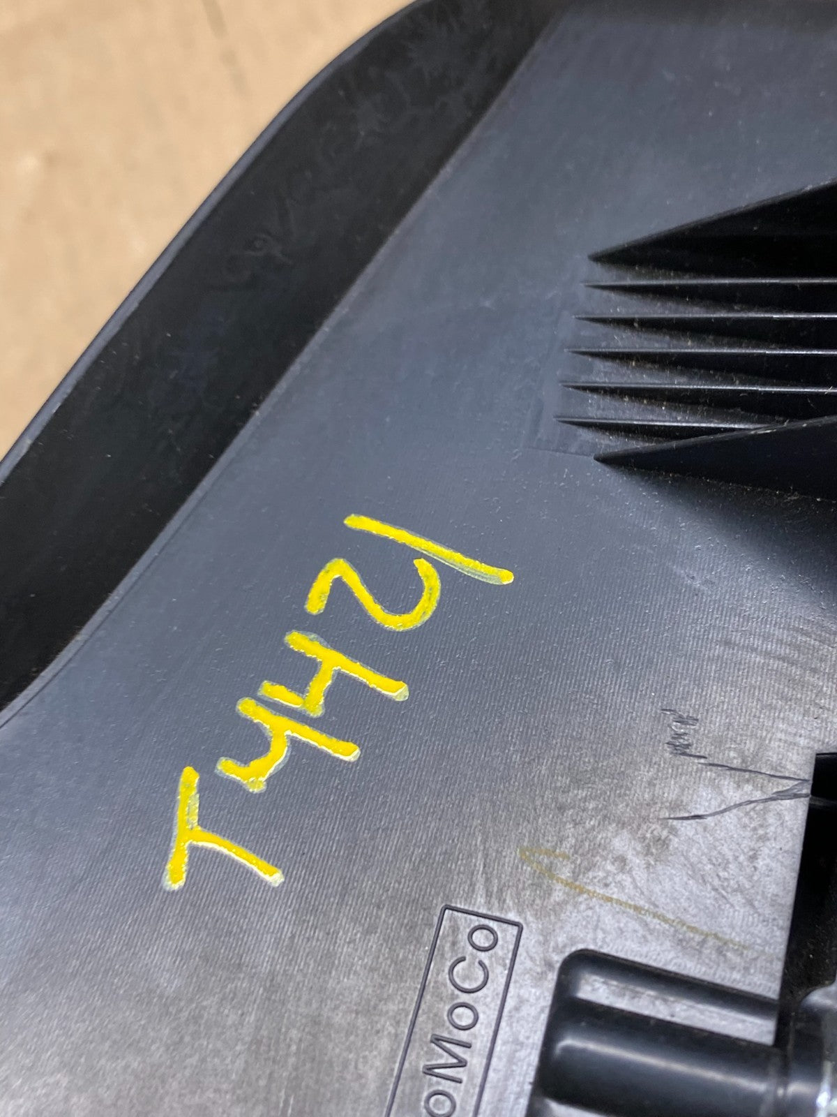 2013 to 2019 Lincoln MKT Speedometer Instrument Gauge Cluster t4421 DG7
