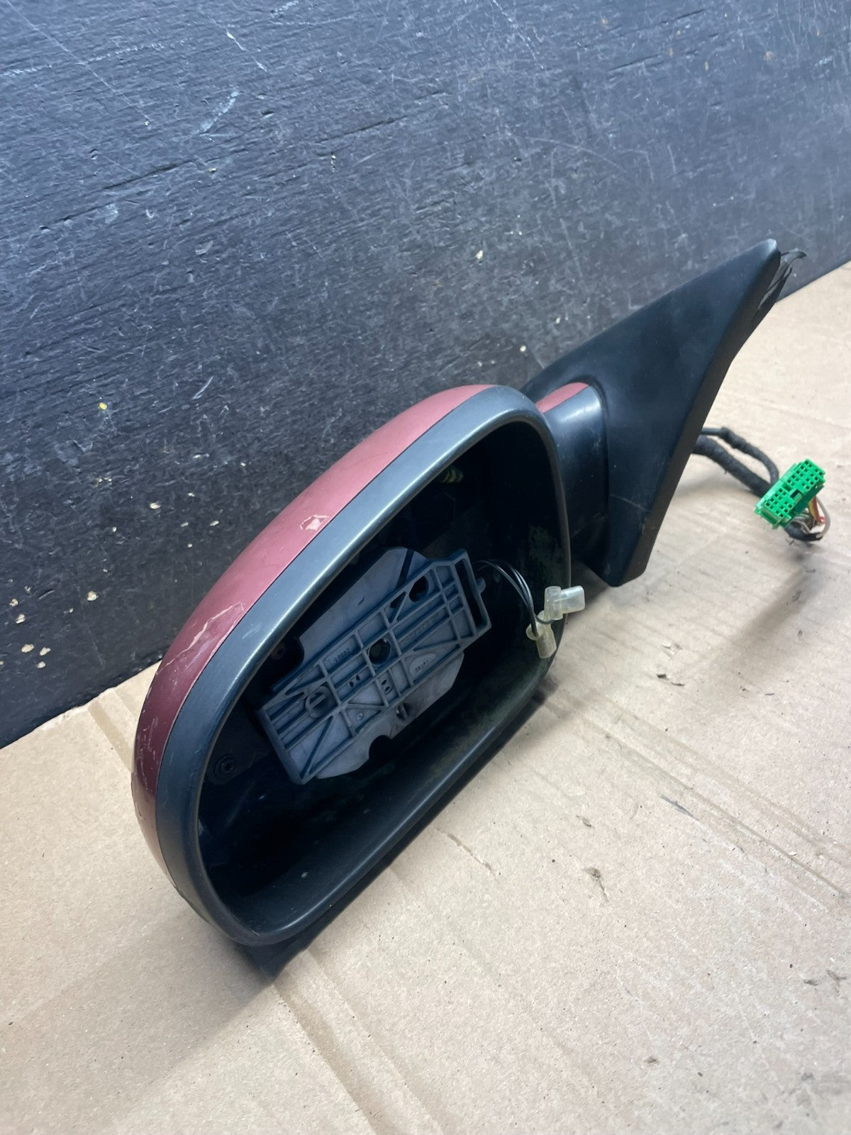 1999 to 2003 Volvo S80 Left Driver LH Side View Door Mirror OEM S4604 DG9