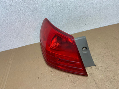 2008 to 2015 Nissan Rogue Left Driver Lh Side Tail Light AC6025 LK1