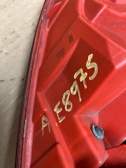 2009 2010 Nissan Murano Right Passenger Rh Side Tail Light AE8975 LK7