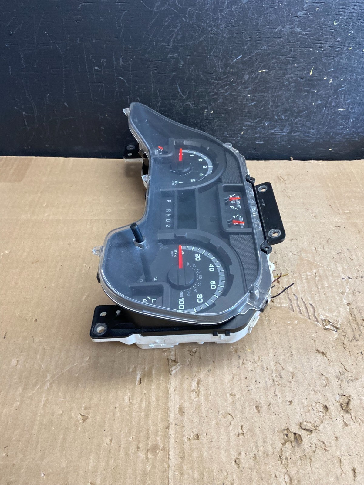2011 to 2013 Ford E150 E250 E350 VAN Gauge Speedometer Cluster AE2035 DG2