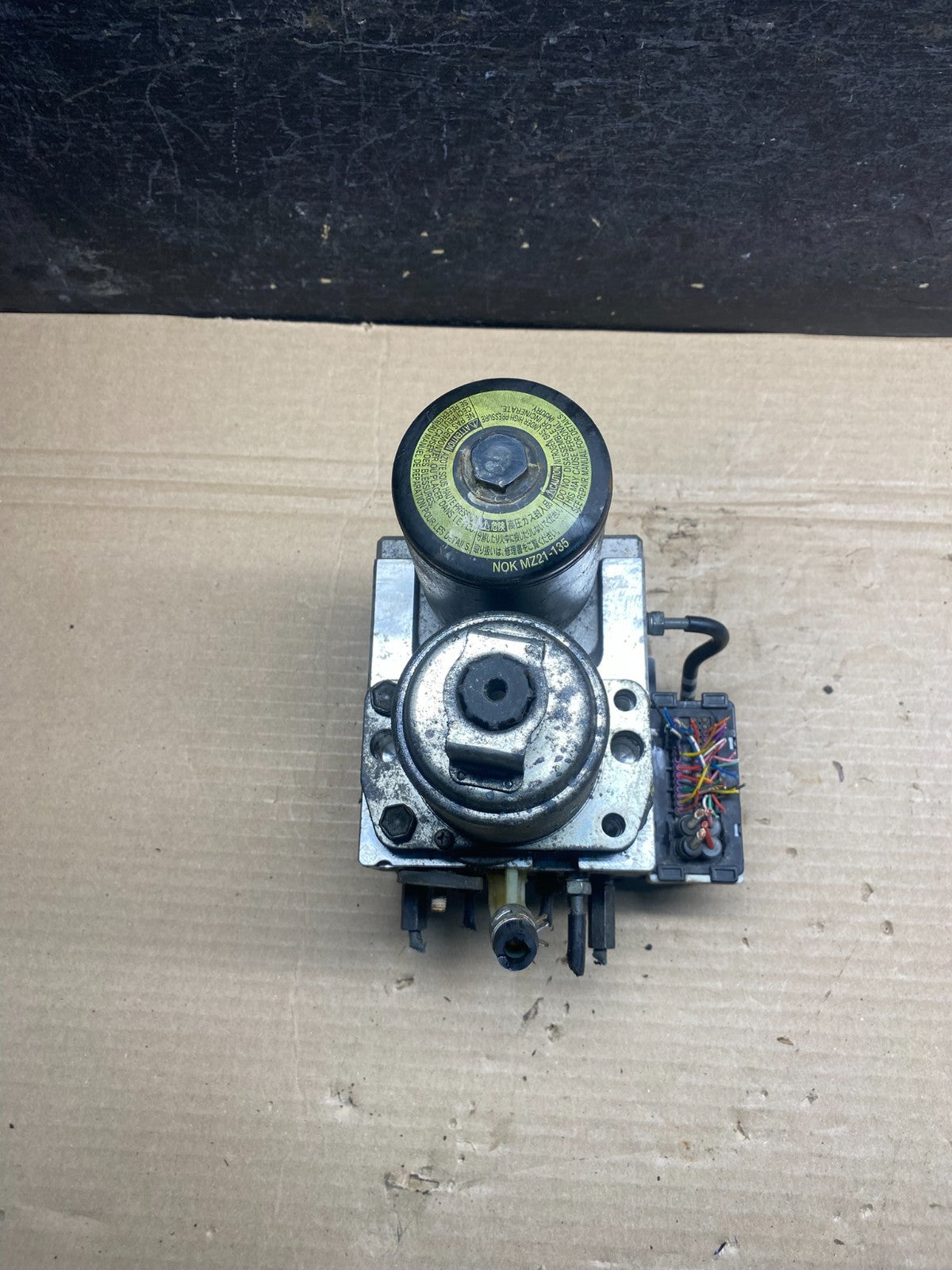 2004 - 2009 Toyota Prius ABS Brake Pump Anti Lock Module AH7597 DG5