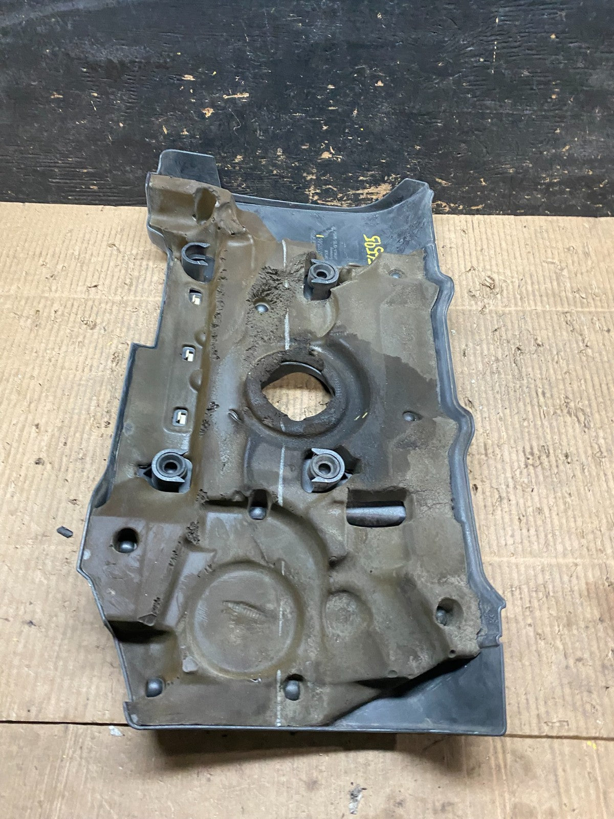 2007 to 2014 Volvo XC90 OEM 3.2L Upper Top Engine Motor Dust Cover Oem T9762 DG7