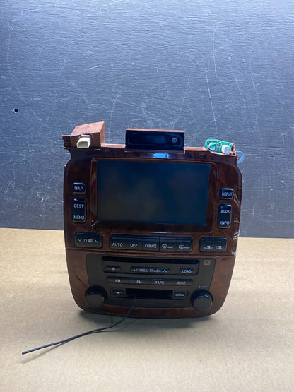 2004 to 2007 Toyota Highlander Climate Control Screen Radio Bezel AG7346 DG0