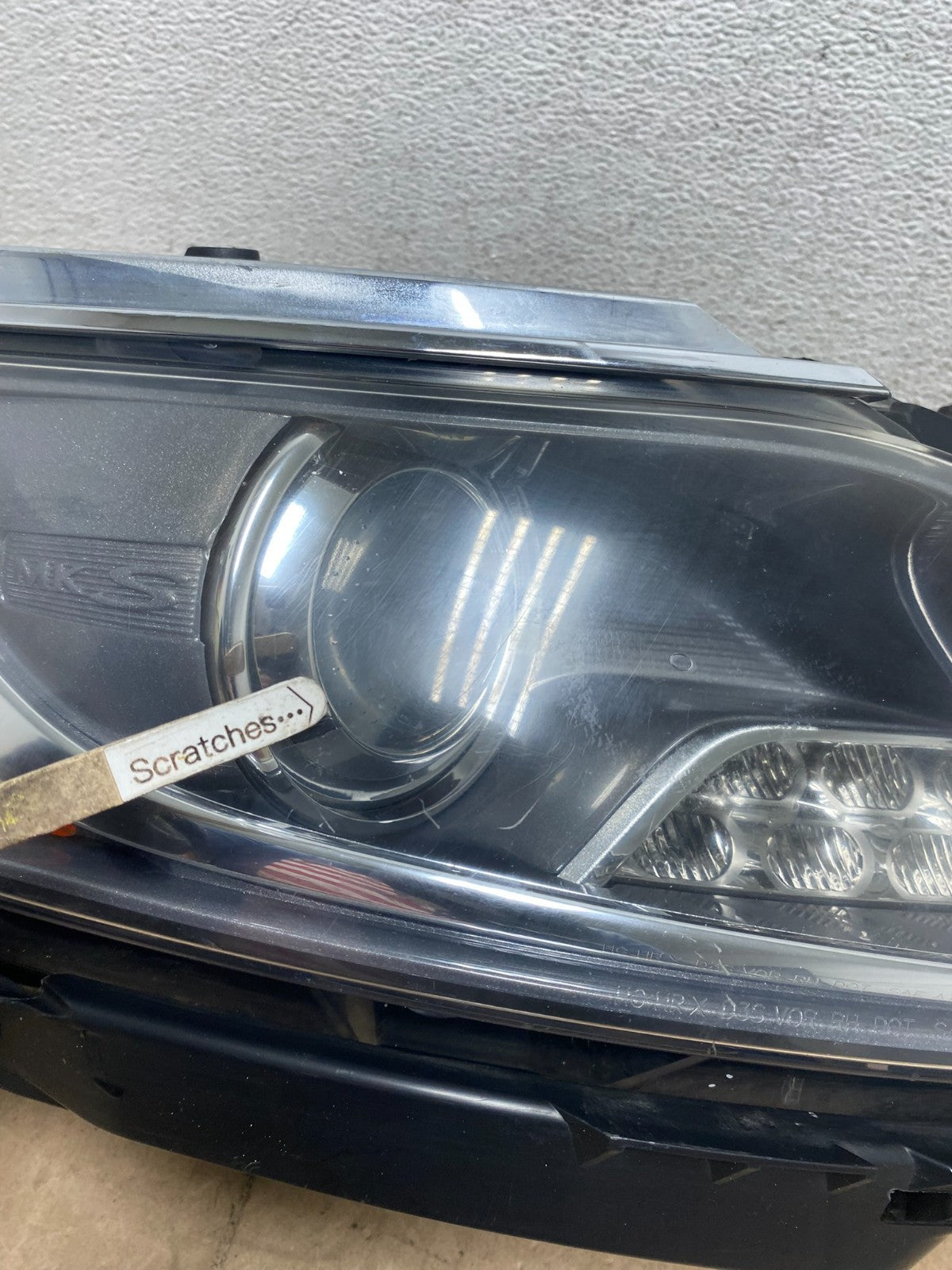 2013-2016 Lincoln Mks Right Passenger RH Xenon HID Headlight AE6863 DW3