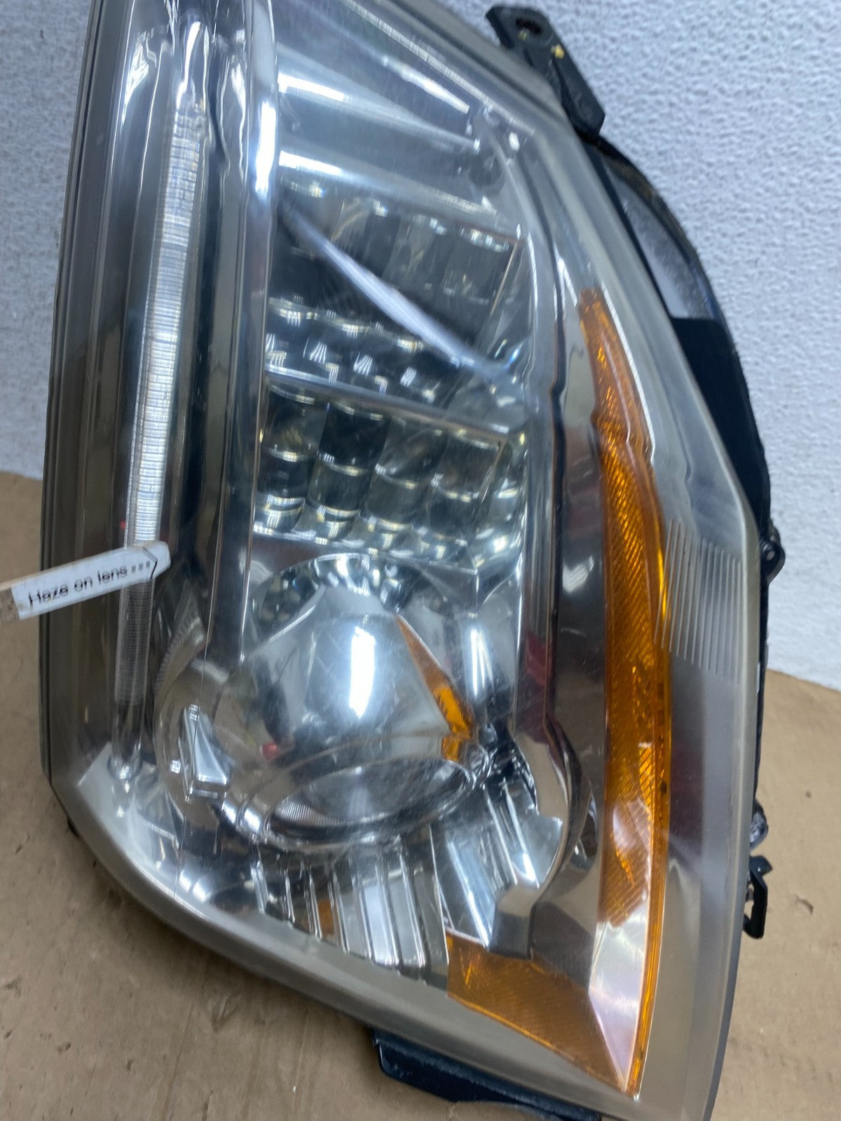 2008 to 2014 Cadillac CTS Right Passegner RH Side Xenon Headlight AE9158 DW4