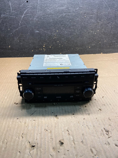 2010 Dodge Journey AM FM Radio 6 Disc CD Player Receiver y3665 DG0