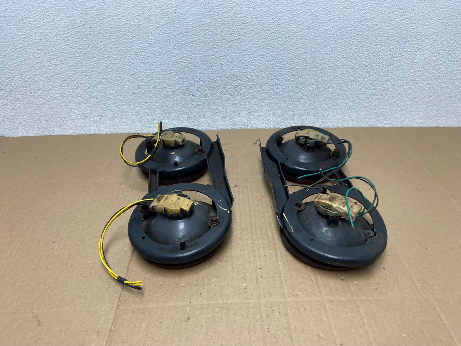 1984-1987 Chevrolet C4 Corvette Left+Right Tail Lights OEM AB8071 LK9