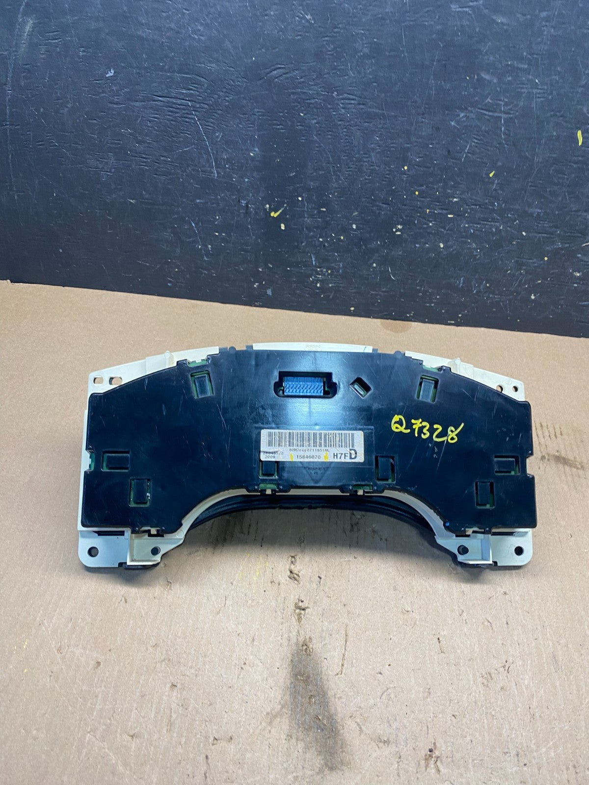 2004 to 2007 Chevrolet Express Speedometer Cluster Gauge Q7328 DG4