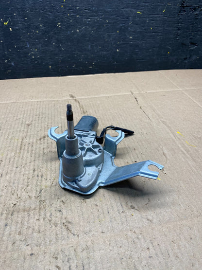 2015 - 2018 Jeep Renegade Tailgate Back Door Rear Wiper Motor Wiper r6121  DG4