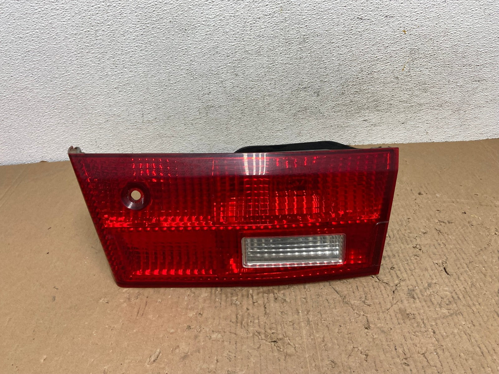2005 Honda Accord Sedan Right Passenger Inner Tail Light AD8852 LK0