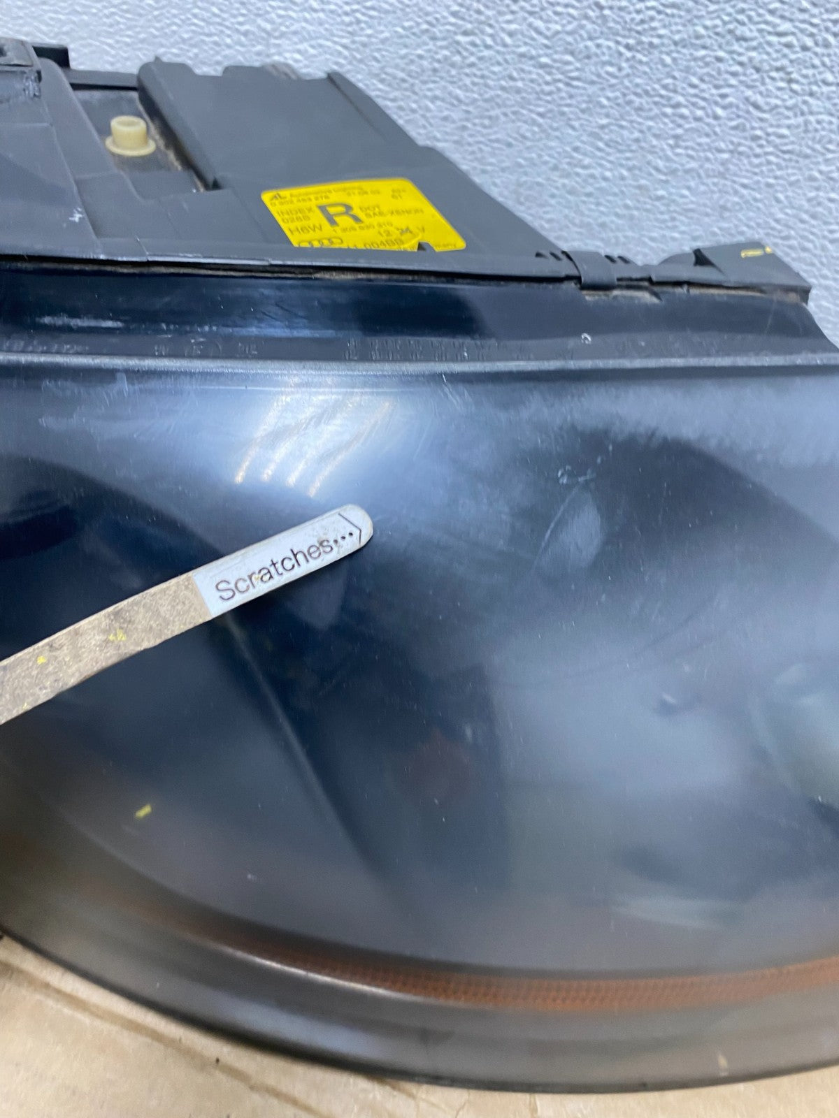 2000 to 2006 Audi TT Right Passenger RH Side Xenon HID Headlight AD3817 DW3