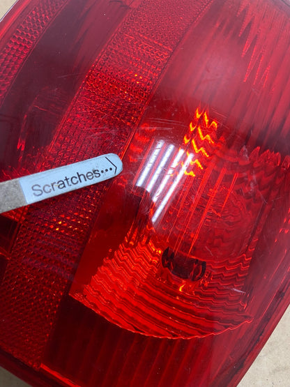 2004 to 2008 Audi A4 Avant Right Passenger RH Inner Tail Light ae3016 DG3