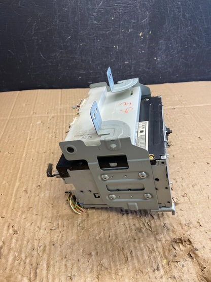 2008 - 2010 Infiniti G37 Radio CD Player Receiver AM FM Climate Module AD1941 DG1
