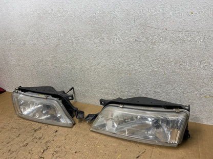 1997 to 1999 Nissan Maxima Left+Right Headlights Halogen OEM V8018 DW1