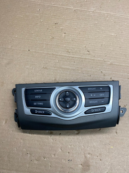 2009-2014 Nissan Murano AM FM Radio CD Control Panel AG5204 DG0