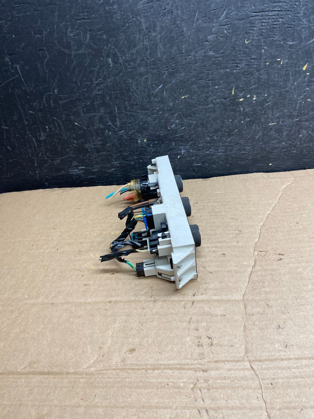 2008-2010 Chevrolet Express 1500 2500 3500 Climate Control Panel af1910 DG1