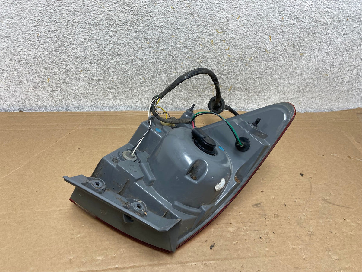 2011 2012 2013 2014 Chevrolet Cruze Right Passinger RH Side Tail Light AH8329 LK4