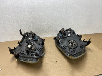 2005 2006 2007 Honda Odyssey Left+Right Set Halogen Headlights AF5992 DW9