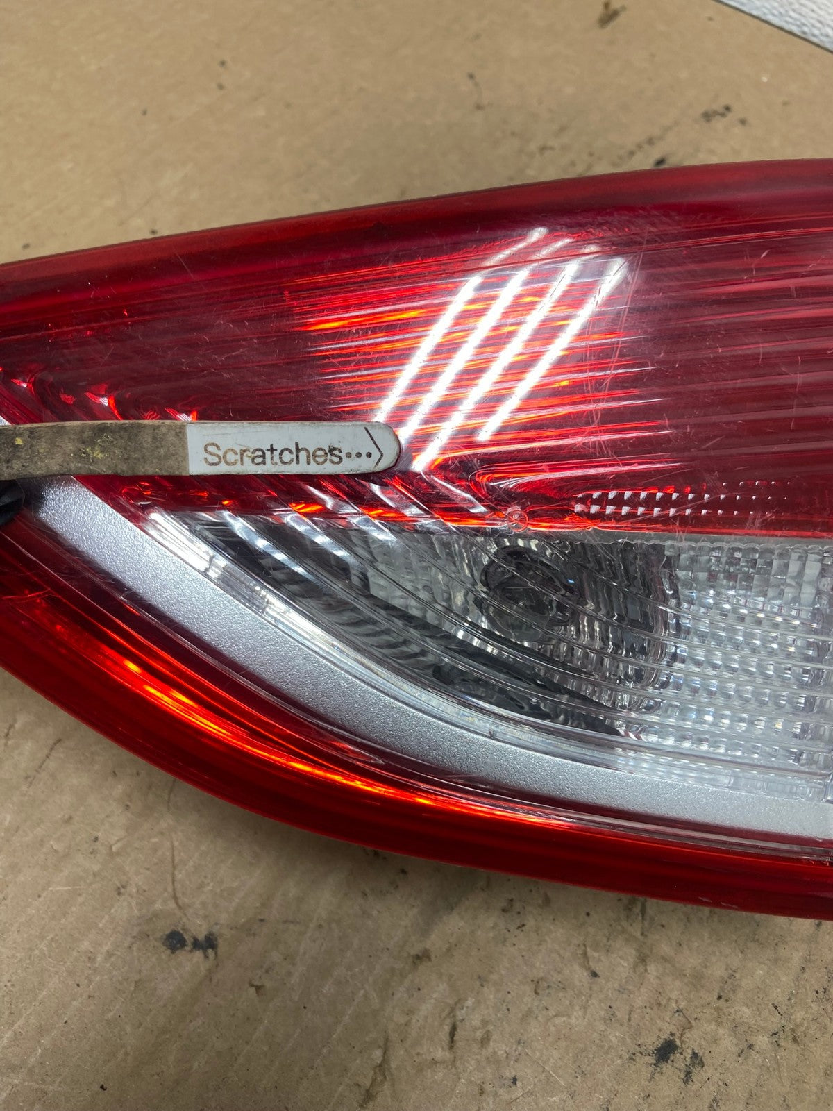 2013 to 2016 Ford Escape Right Passenger RH Side Inner Tail Light AG2386 LK3