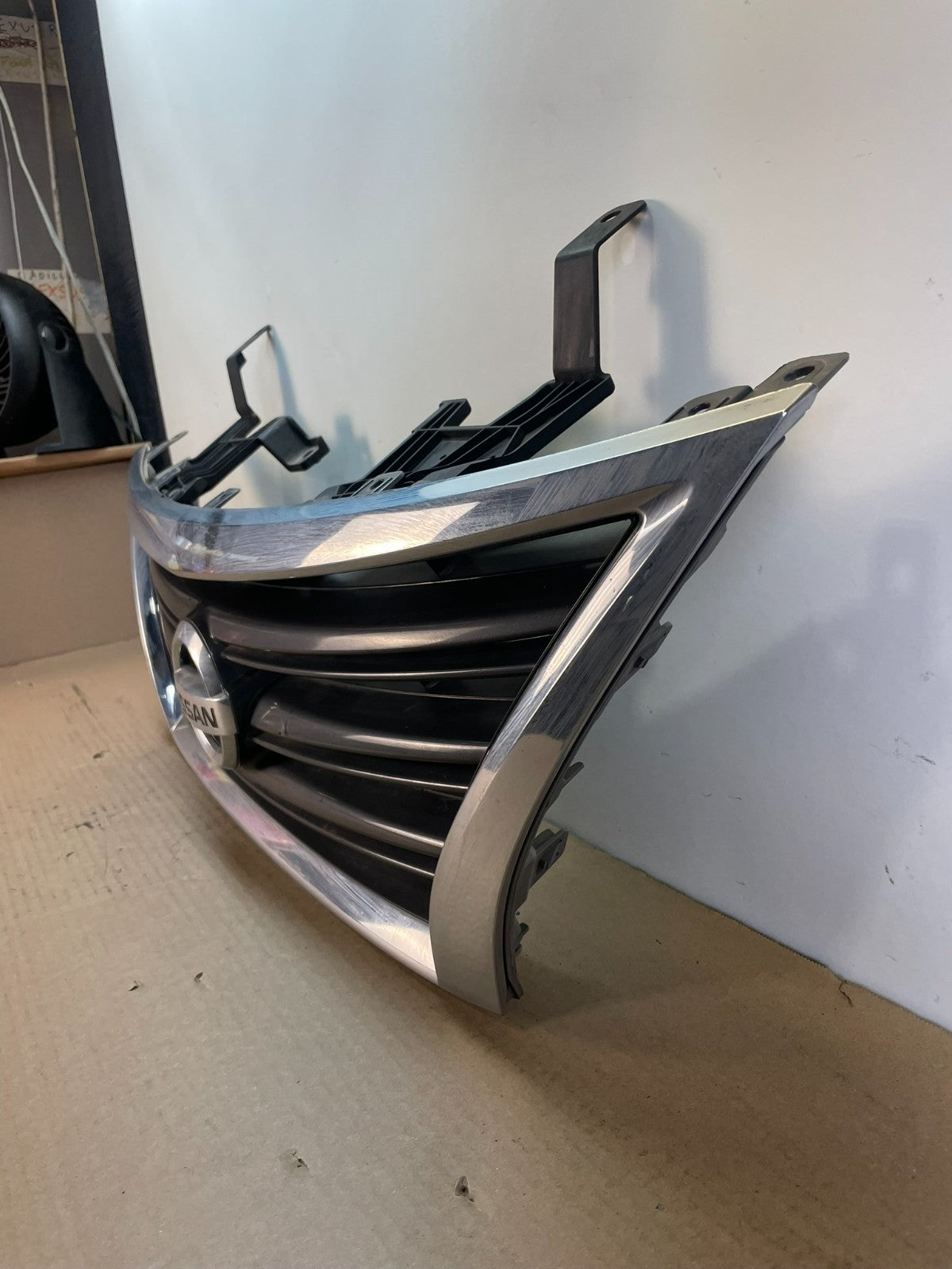 2013 to 2015 Nissan Sentra Front Upper Chrome Grill Grille af8490 DG1