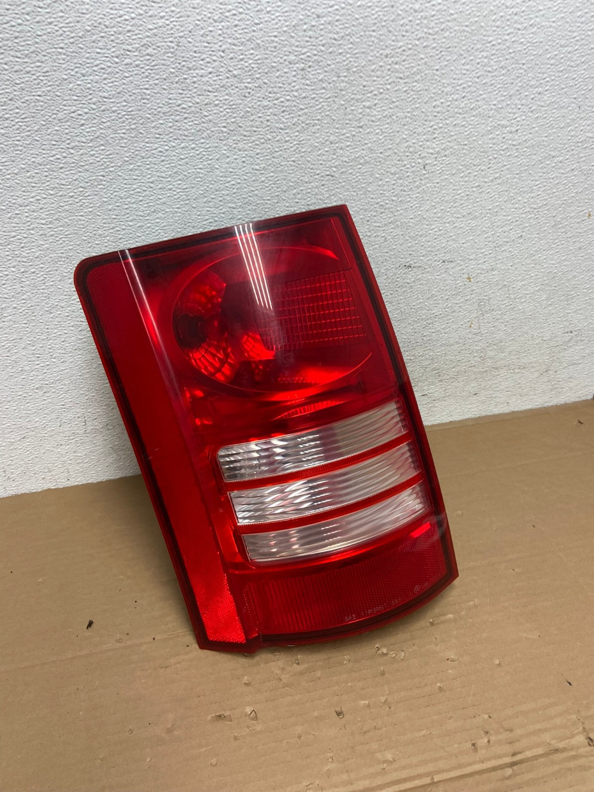 2008-2010 Chrysler Town and Country Left Driver Tail Light AD4187 LK2
