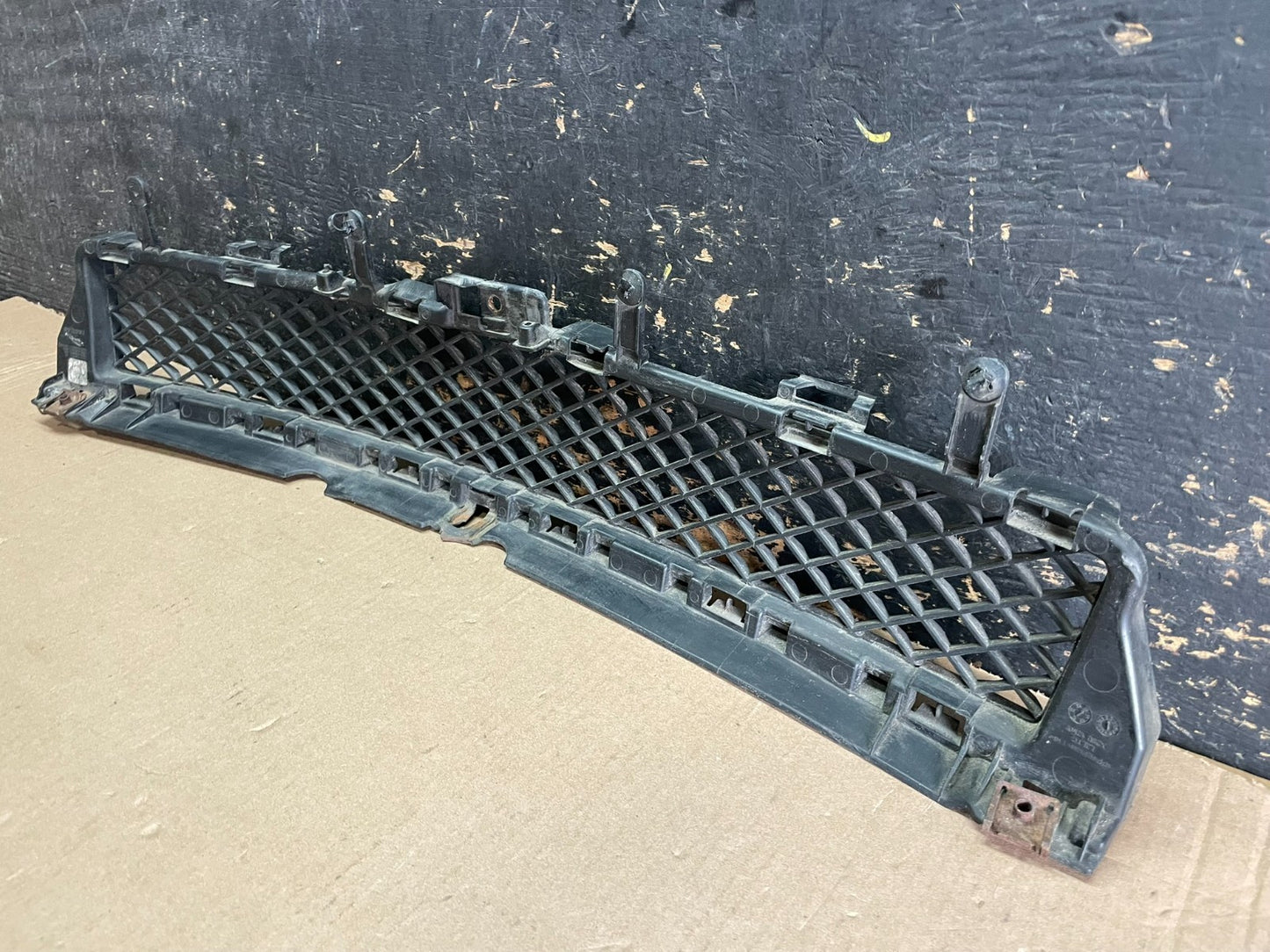 2012 to 2015 Jaguar XF Sport Front Bumper Lower Grill Grille AA19265