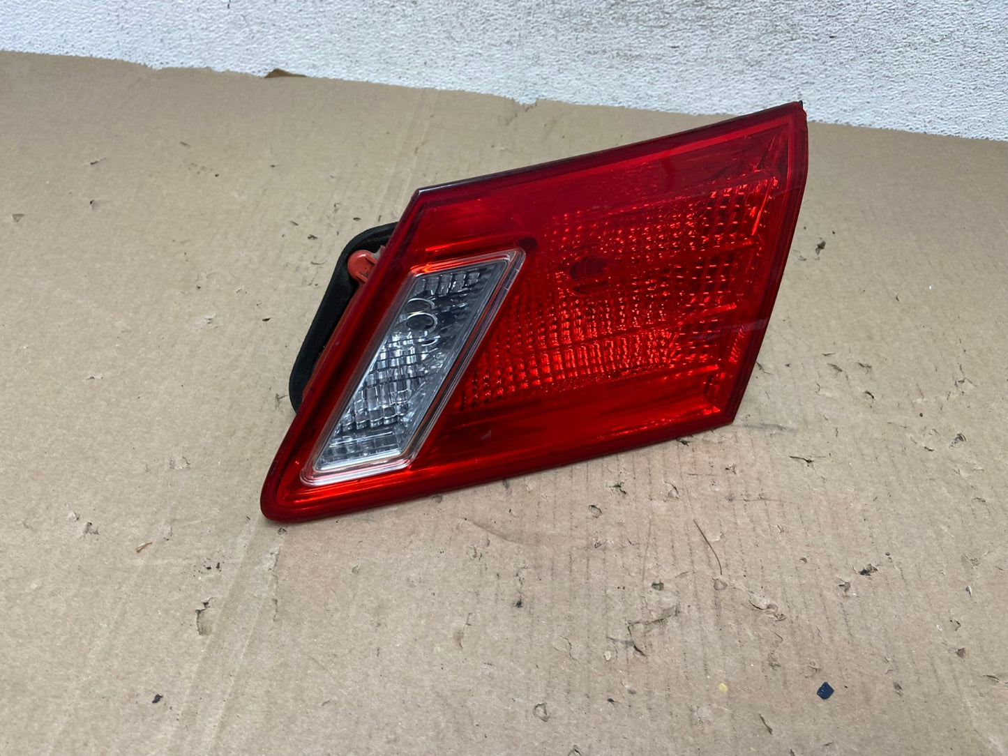 2007 2008 2009 Lexus Es350 Right Passenger RH Inner Tail Light AG6934 LK2