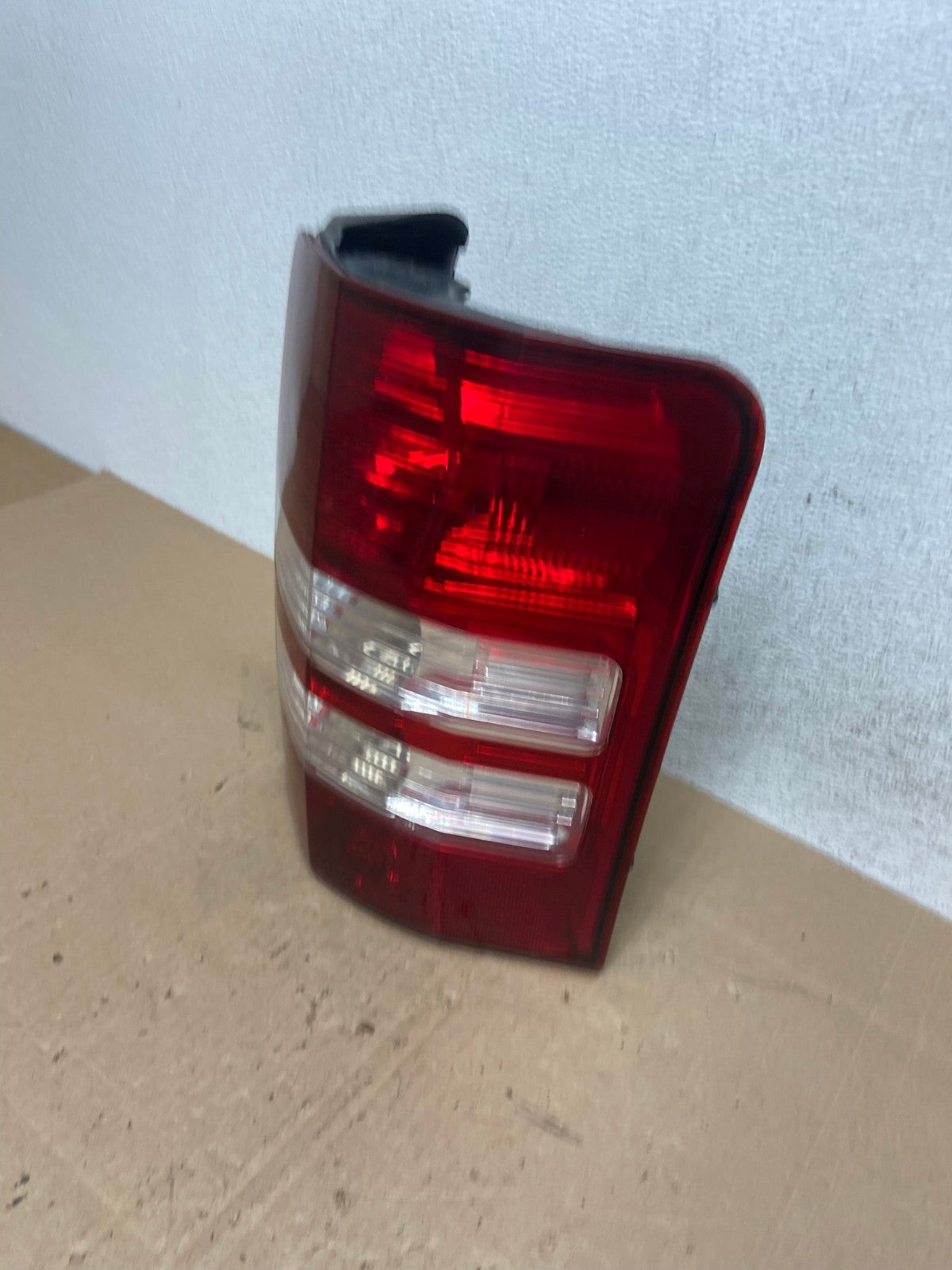 2008 to 2012 Jeep Liberty Right Passenger RH Side Tail Light AE6048 LK1