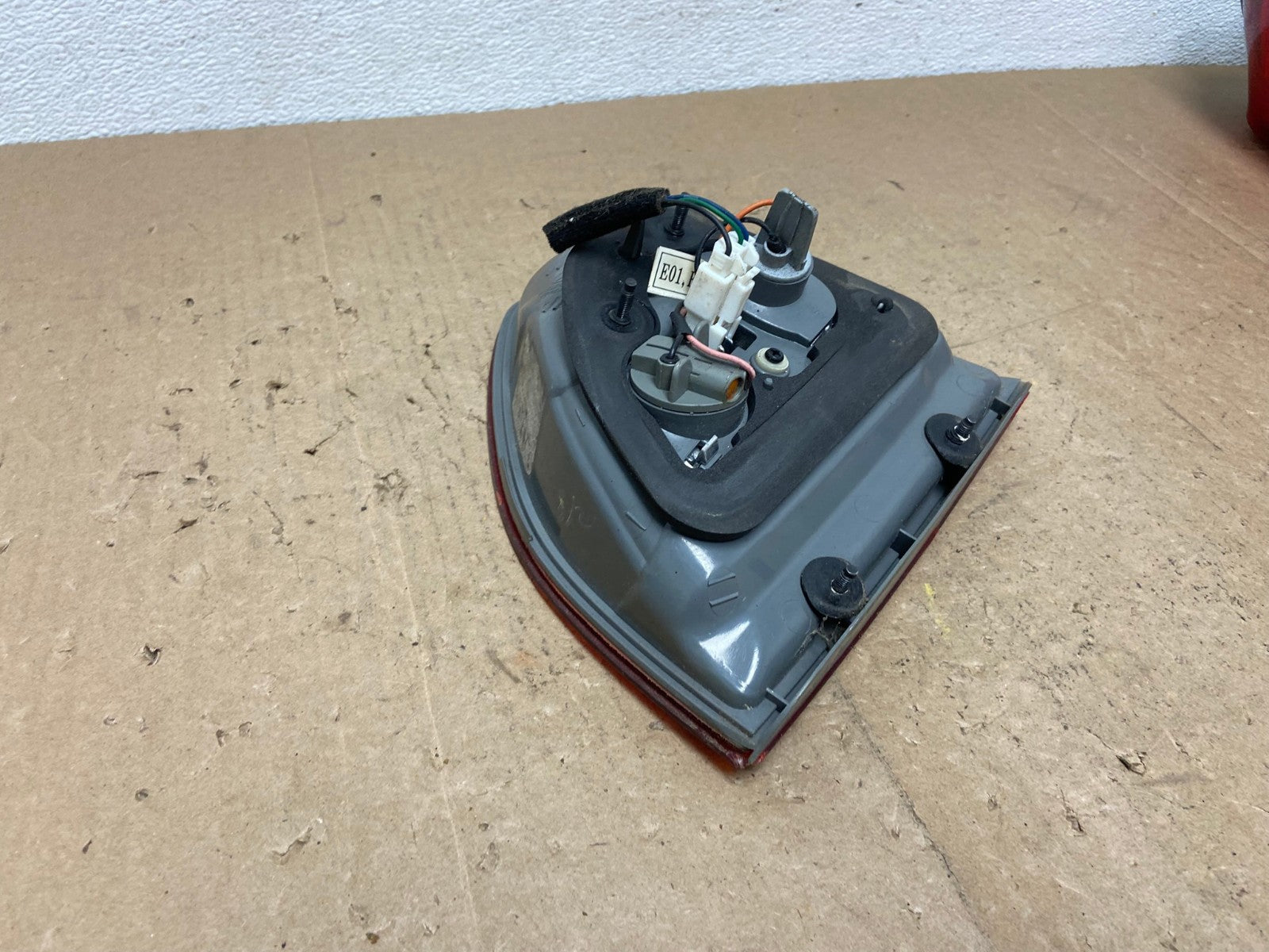 2007 to 2012 Hyundai Veracruz Inner Tail Light Left Driver Side AC6039 LK4