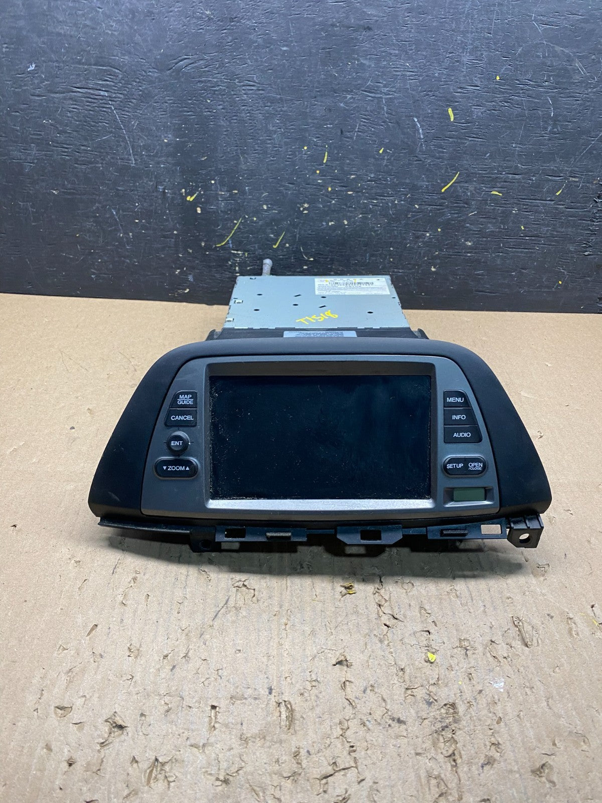2005-2006 Honda Odyssey Information Display Screen 39810-SHJ-A010-M1 T1518 DG0