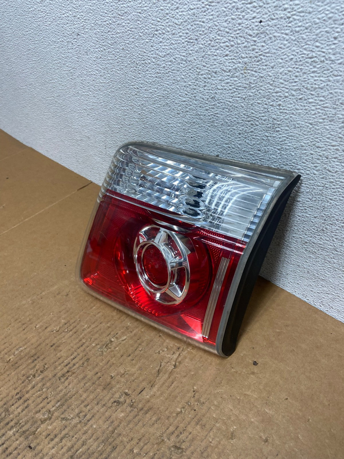 2007 to 2012 GMC Acadia Right Passenger Rh Hatch Tail Light Inner AE1206 LK1