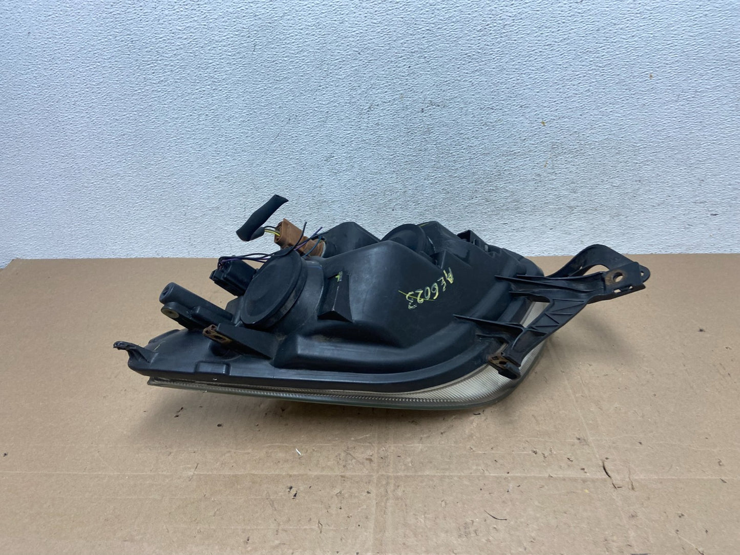 2006 to 2009 Ford Fusion Headlight Right Passenger Rh Side AE6023 DW5