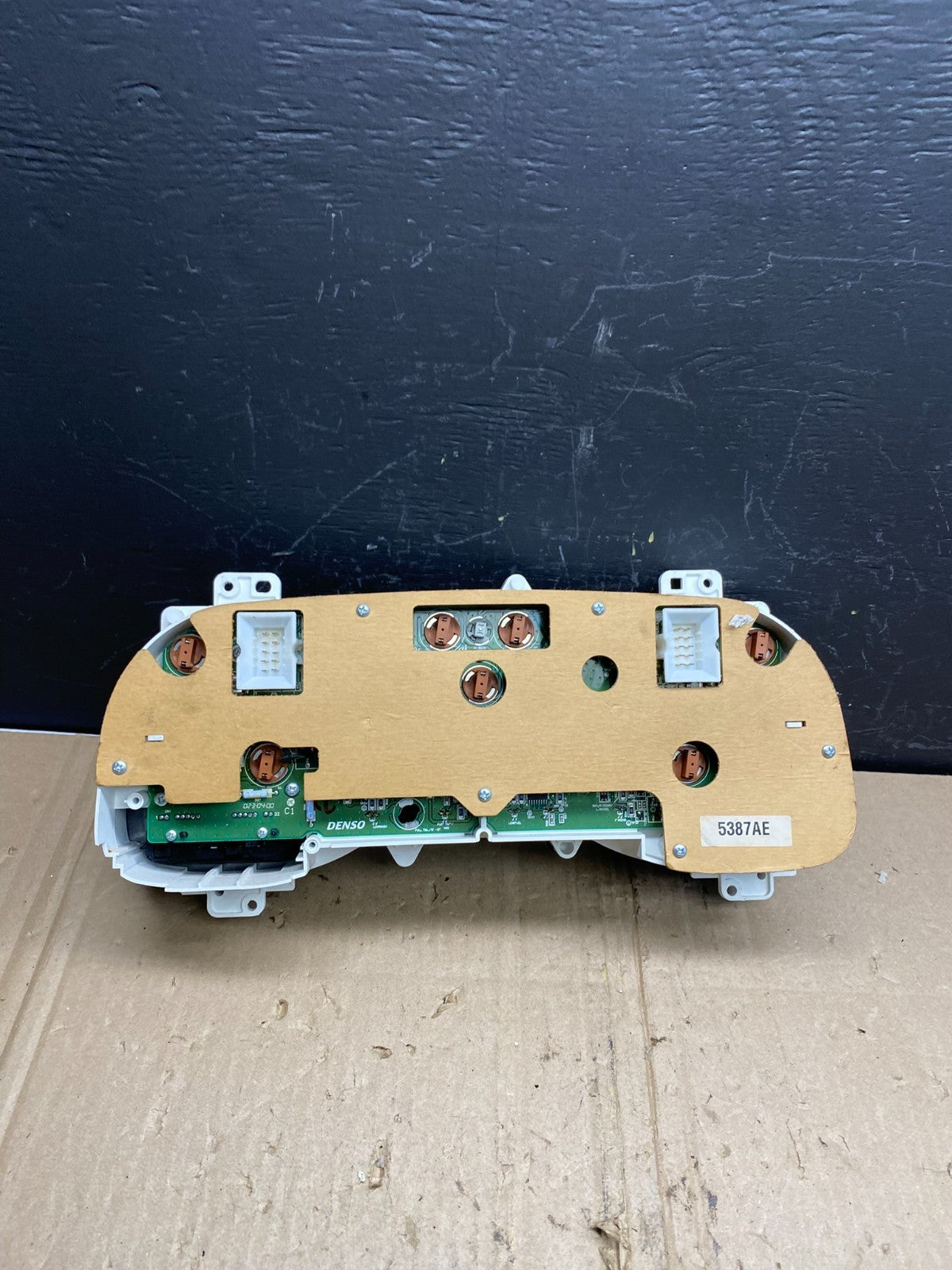 2000 Dodge Durango Speedometer Instrument Cluster Gauge AB9073 DG4