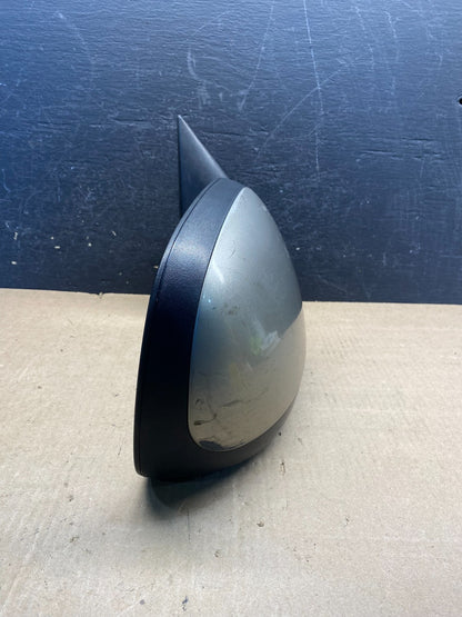 2003-2006 Chevrolet Tahoe Right Passenger Turn Signal View Door Mirror AG3453 MS11