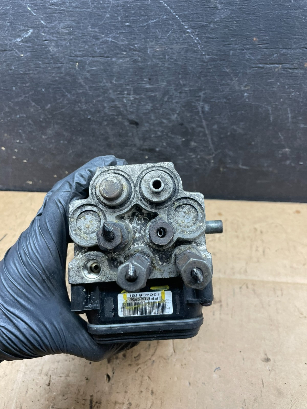 2003 2007 Ford E250 E350 Econoline Anti-Lock ABS Antilock Brake Pump R43722