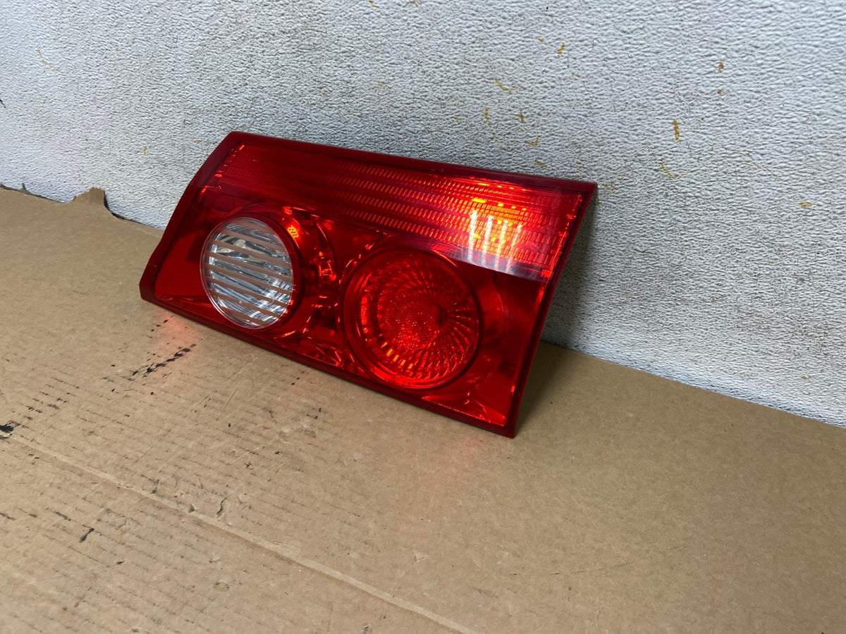 2006 to 2010 Toyota Sienna Right Passenger RH Inner Tail Light AH7878 LK2