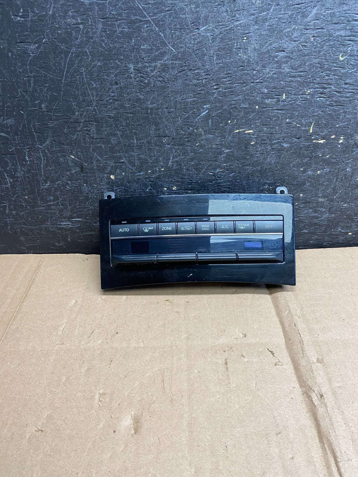 2010-2013 Mercedes W212 E350 E500 A/C Climate Control Panel AI6006 DG0