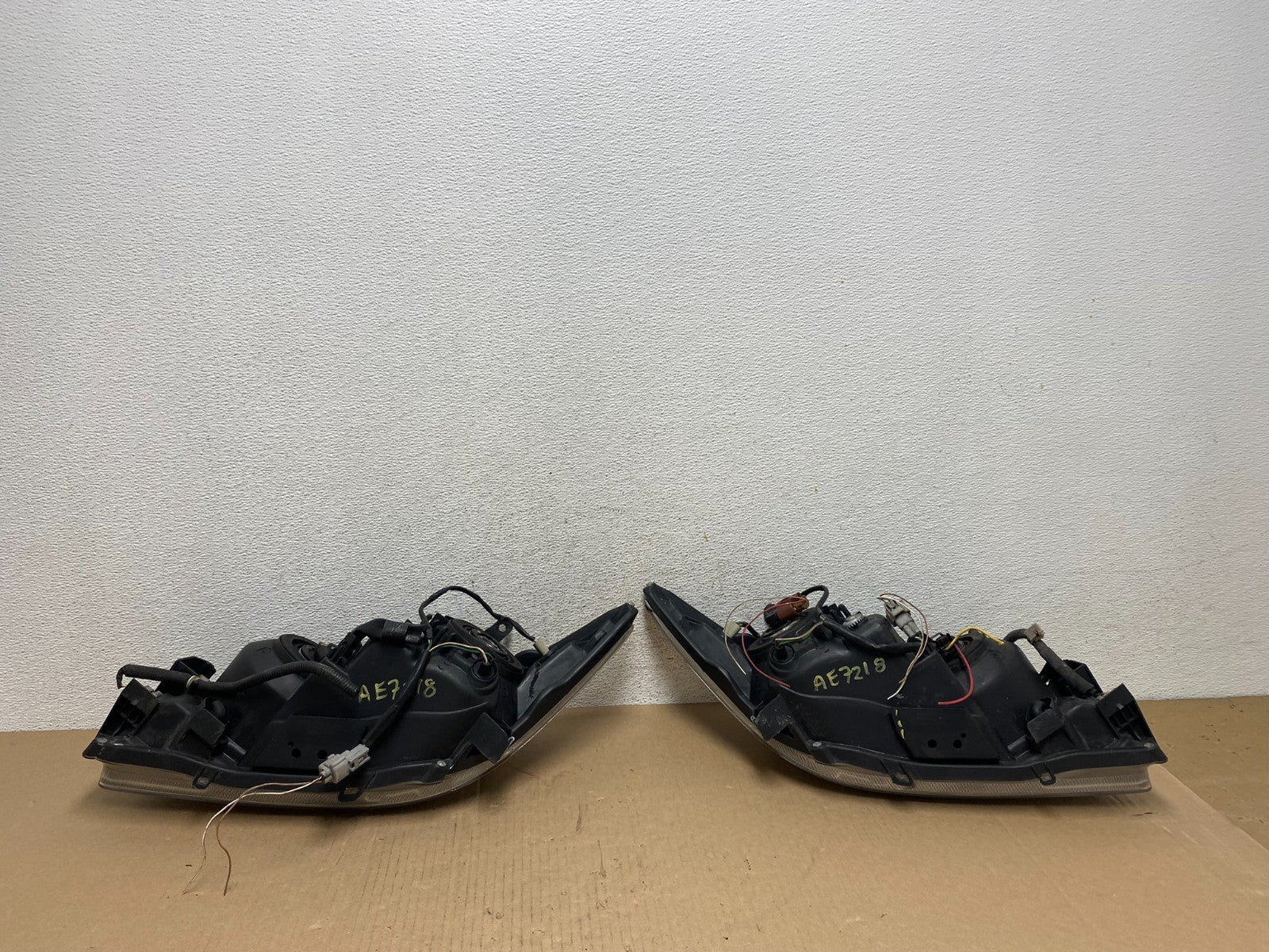 2005 2006 2007 Scion Tc Left+Right Side Halogen Headlights AE7218 DW8