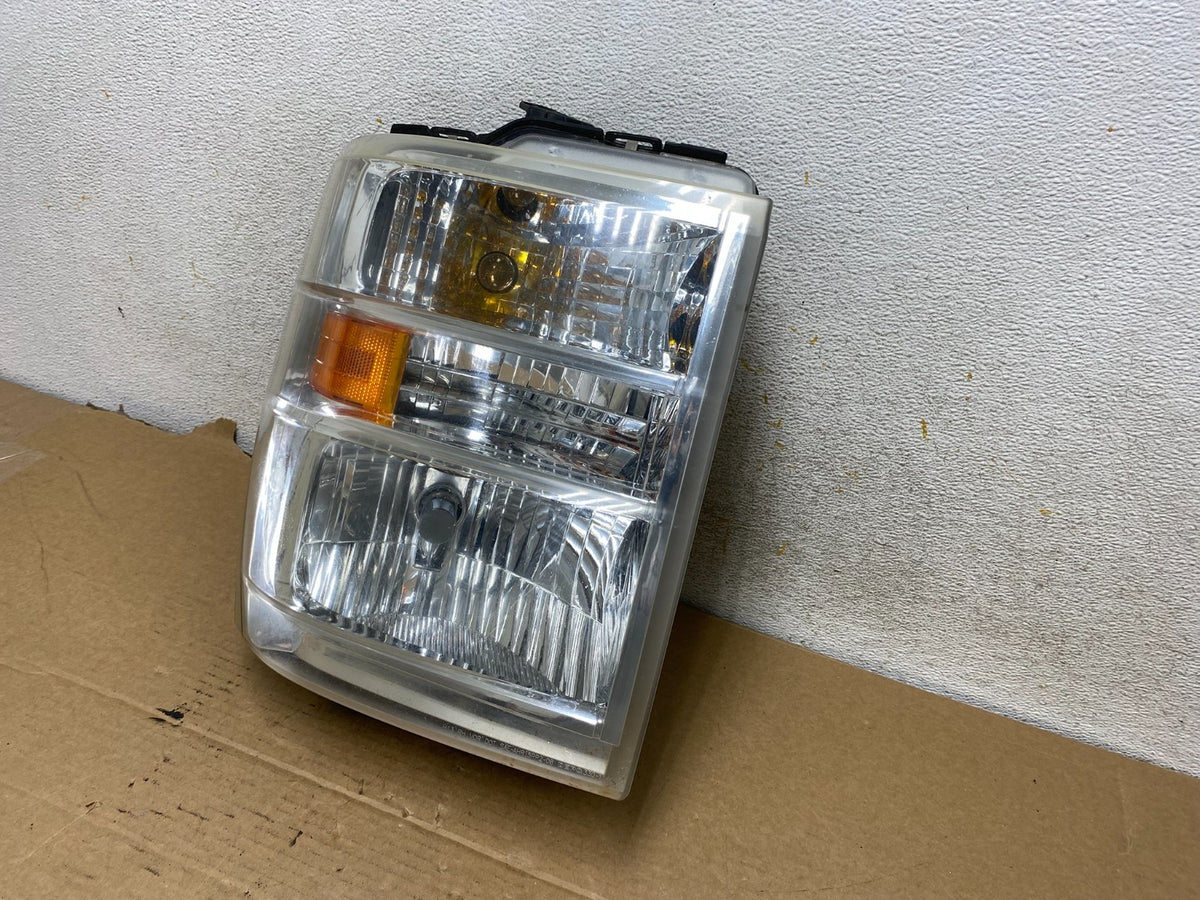 2008-2014 Ford Econoline E150 E250 E350 Right Passenger Headlight DEPO AH7798 DW2
