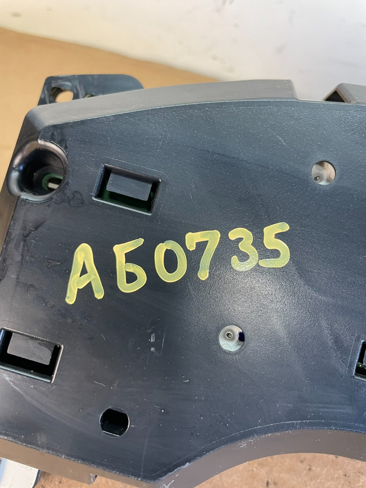 2013 2014 Chevrolet Express 1500 Speedometer Cluster Gauge AG0735 DG10