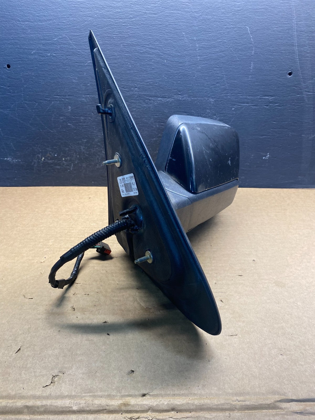 2003 to 2006 Lincoln Navigator Left Driver View Heated Door Mirror AC8069 DG1